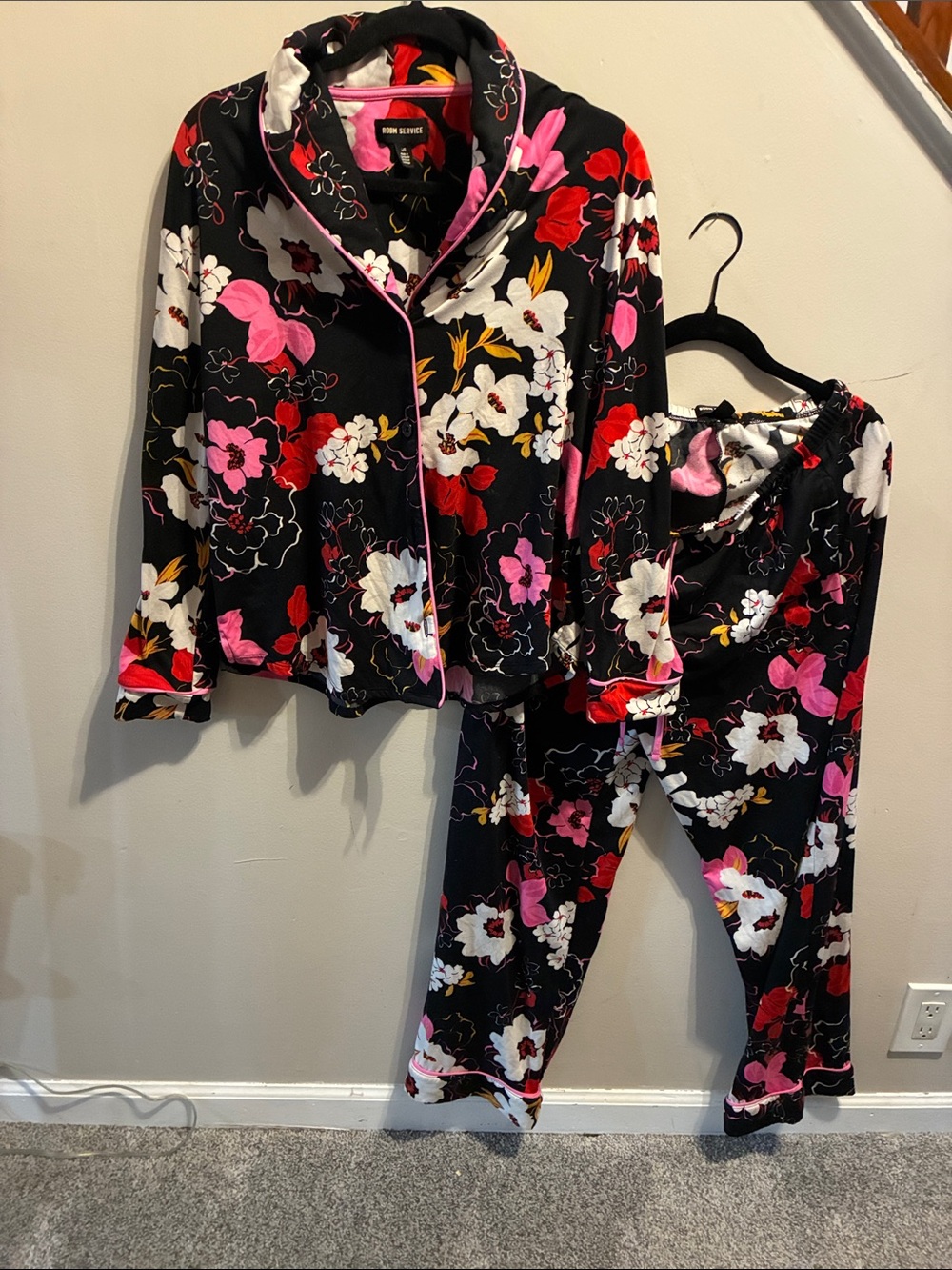 Room Service Black Floral Long-Sleeve Pajama Set - Pink, Red & White Bloom